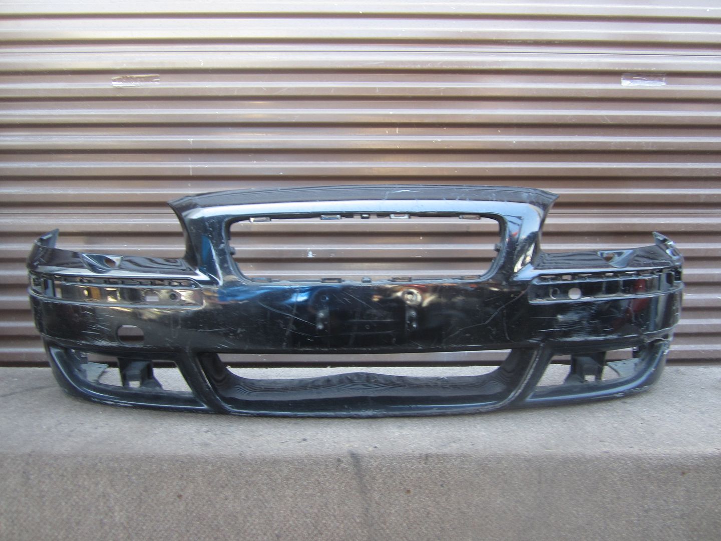 Purchase 2001 2002 2003 2004 VOLVO S60 S 60 Front Bumper Cover OEM in